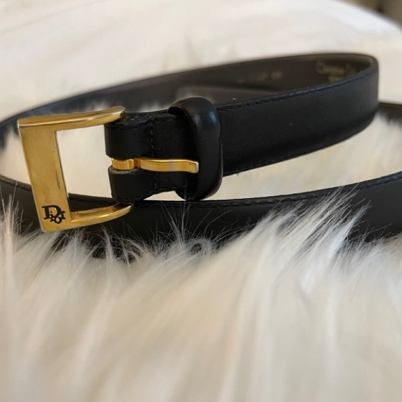 ⭐️ Vintage Christian Dior Leather Belt 34” - Picture 1 of 6